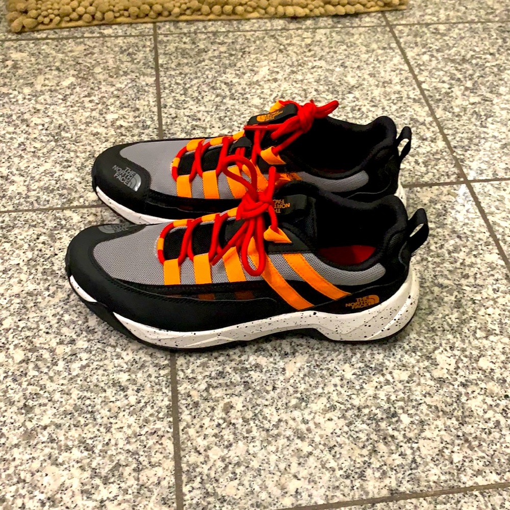 The North Face men's size 8.5 shoes